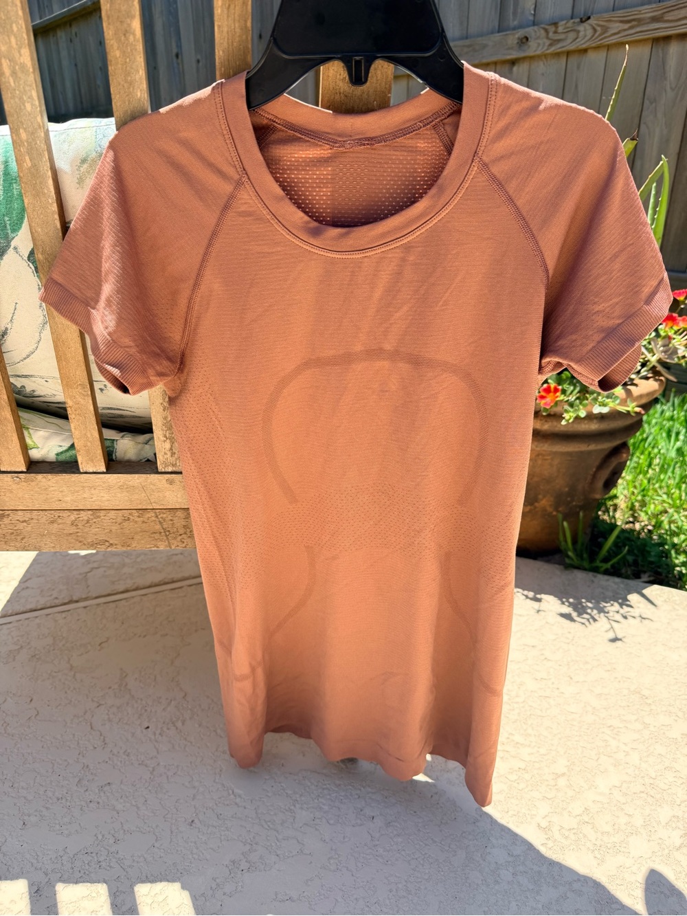 Lululemon Women's Short-Sleeve Seamless Tee - Rust